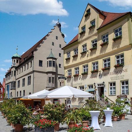Kaiserhof Hotel Sonne Нёрдлинген Экстерьер фото